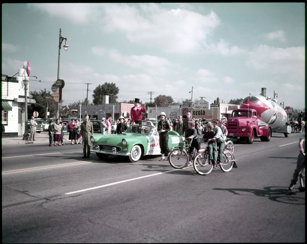 1956 Dearborn Salutes Ford Progress event Soupy Sa 0401-6651