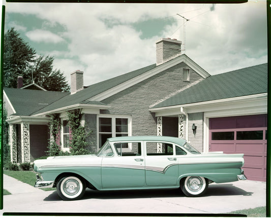 1957 Ford Custom 300 four door sedan 0401-6760