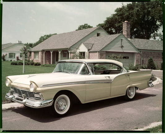 1957 Ford Town Victoria 0401-6812