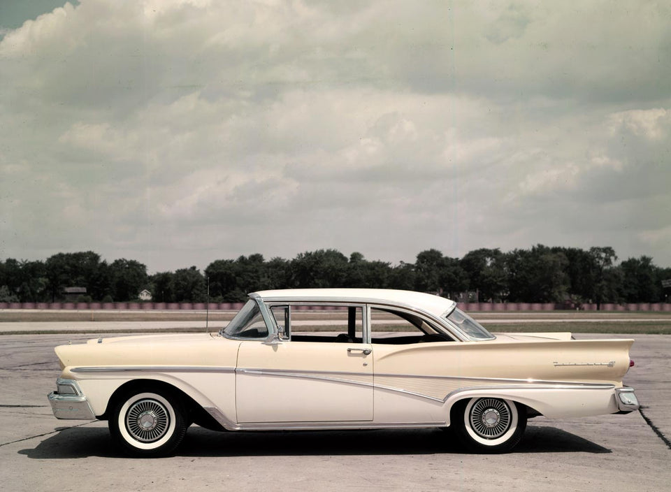 1958 Ford Fairlane 500 Club Sedan  0401-7006