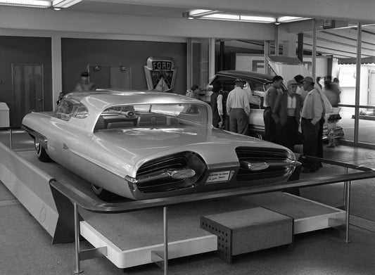 1958 Ford LaGalaxie concept car 0401-7029