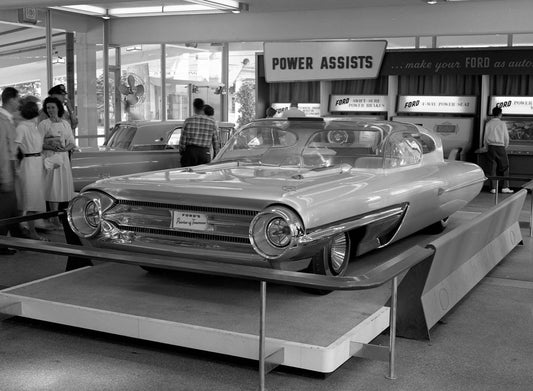 1958 Ford LaGalaxie concept car 0401-7030