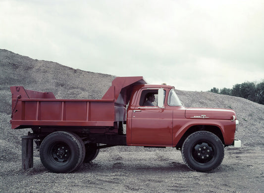 1959 Ford F 800 dump truck 0401-7145