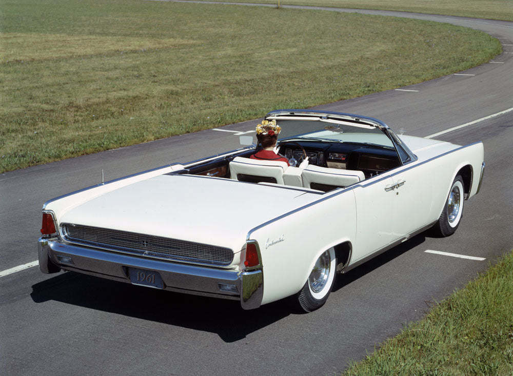 1961 Lincoln Continental convertible 0401-7405