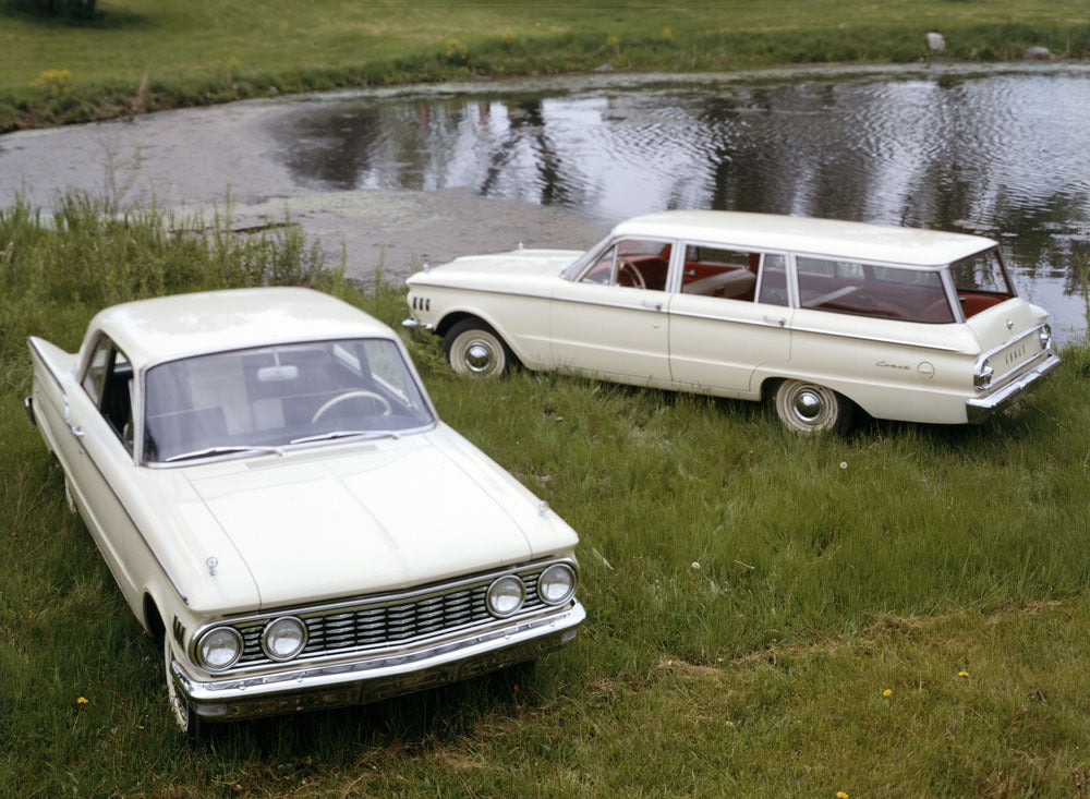 1961 Mercury Comet sedan and station wagon 0401-7422