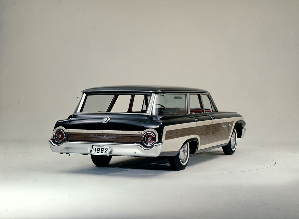 1962 Ford Country Squire station wagon 0401-7471