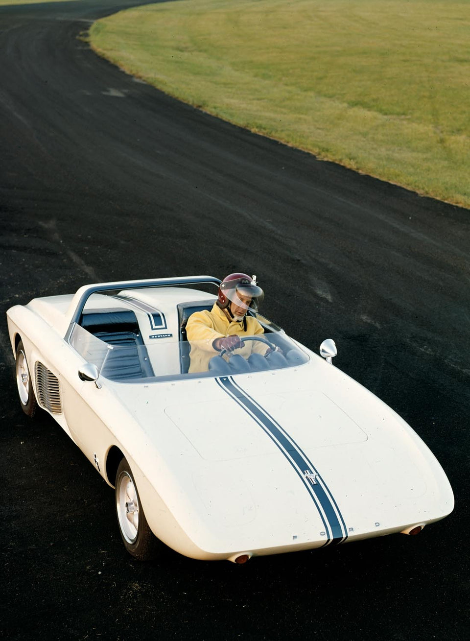 1962 Ford Mustang I concept car  0401-7487