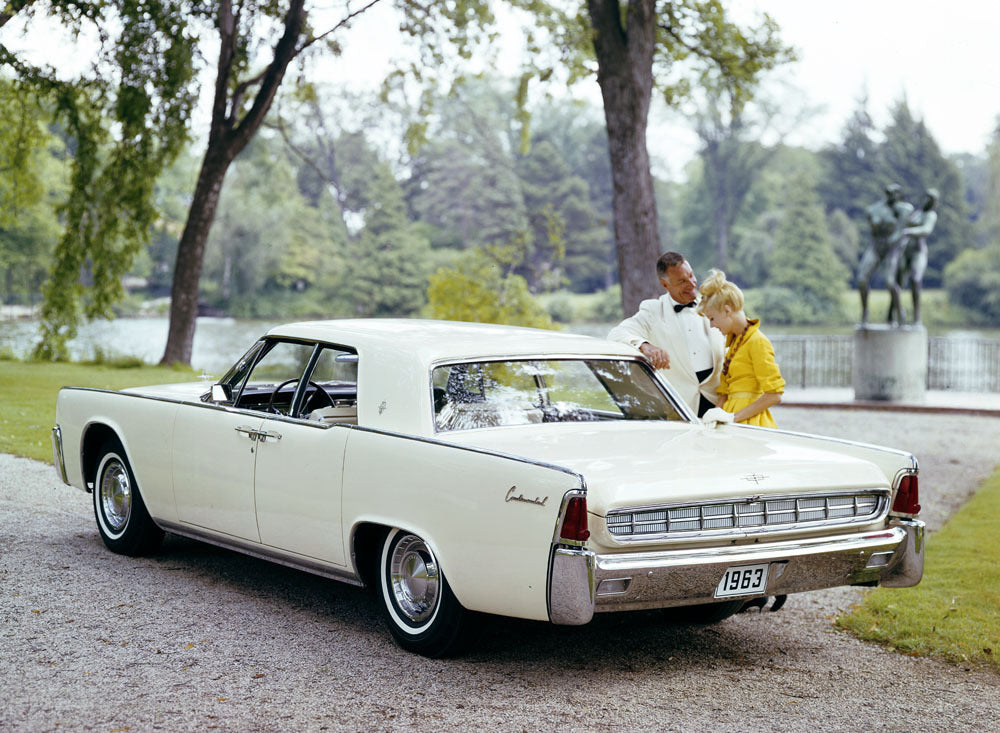 1963 Lincoln Continental four door sedan 0401-7627