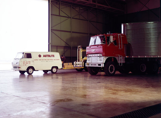 1965 Ford Econoline van and Cab Over Engine Diesel 0401-7782