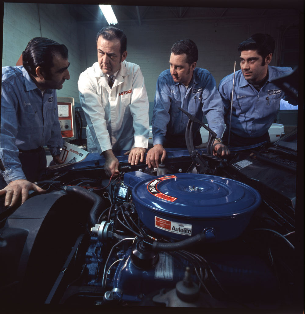 1970 Ford service technician training 0401-8079