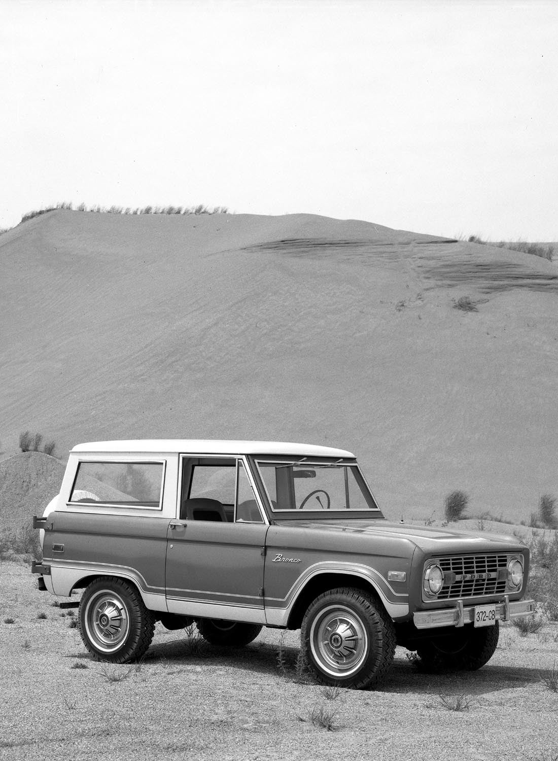 1974 Ford Bronco  0401-8159