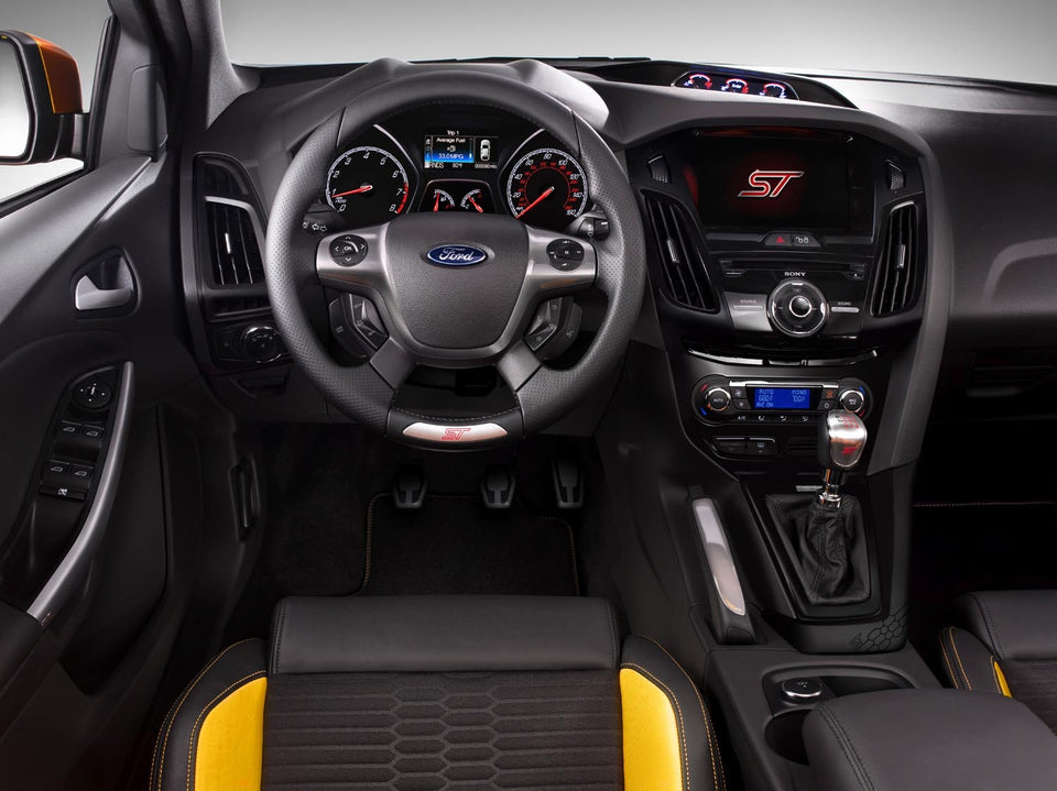 Ford Focus ST  0401-9630