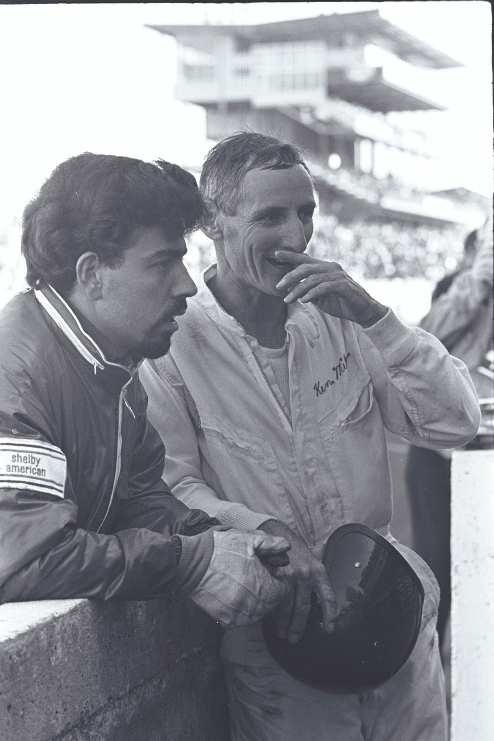 1966 Ford GT40 Mk II - Le Mans - Ken Miles After the Race 0401-9812