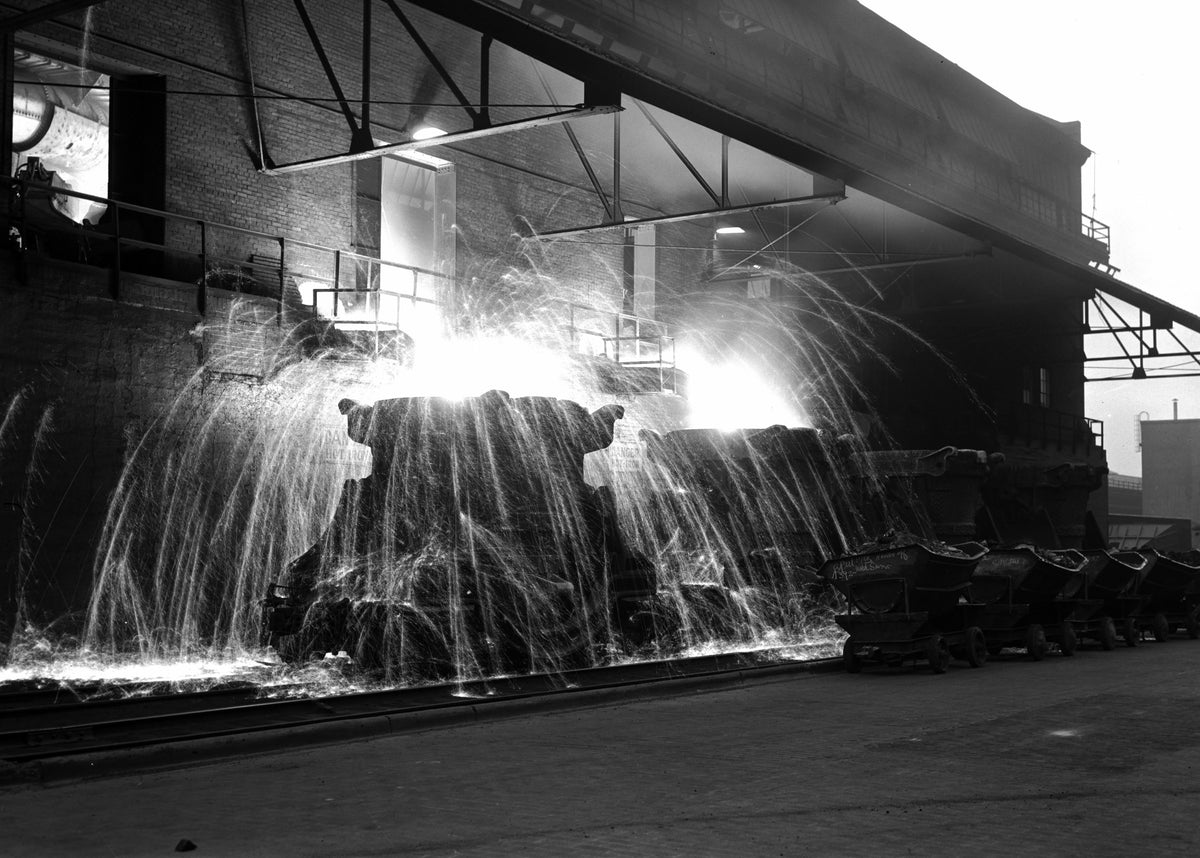 1946 Ford Rouge blast furnace