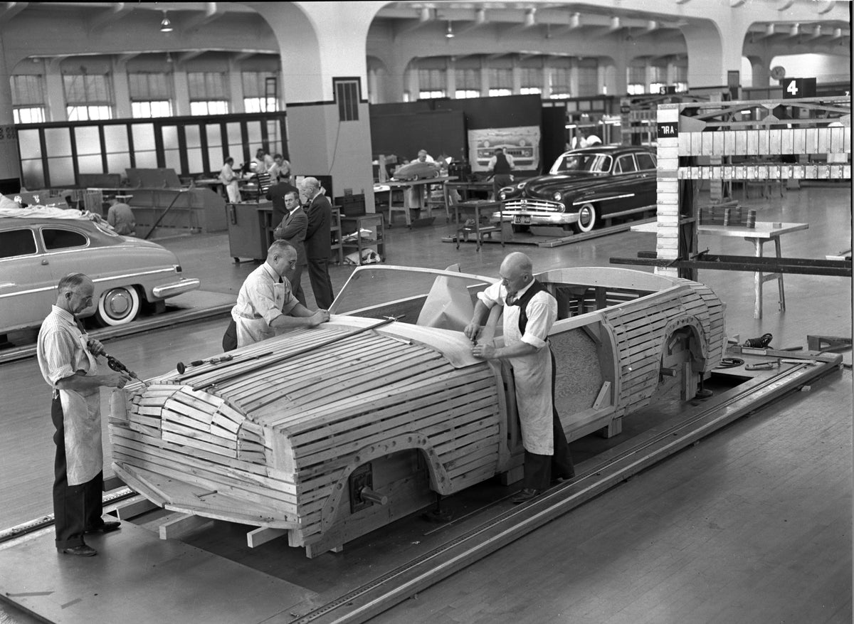 1947 Ford Design Center