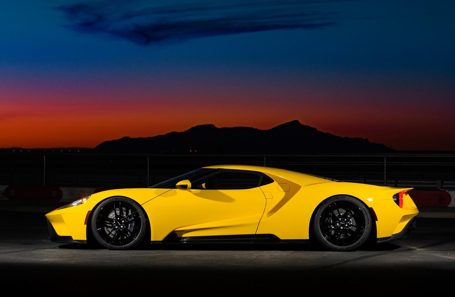 2017 Ford GT  0404-3345