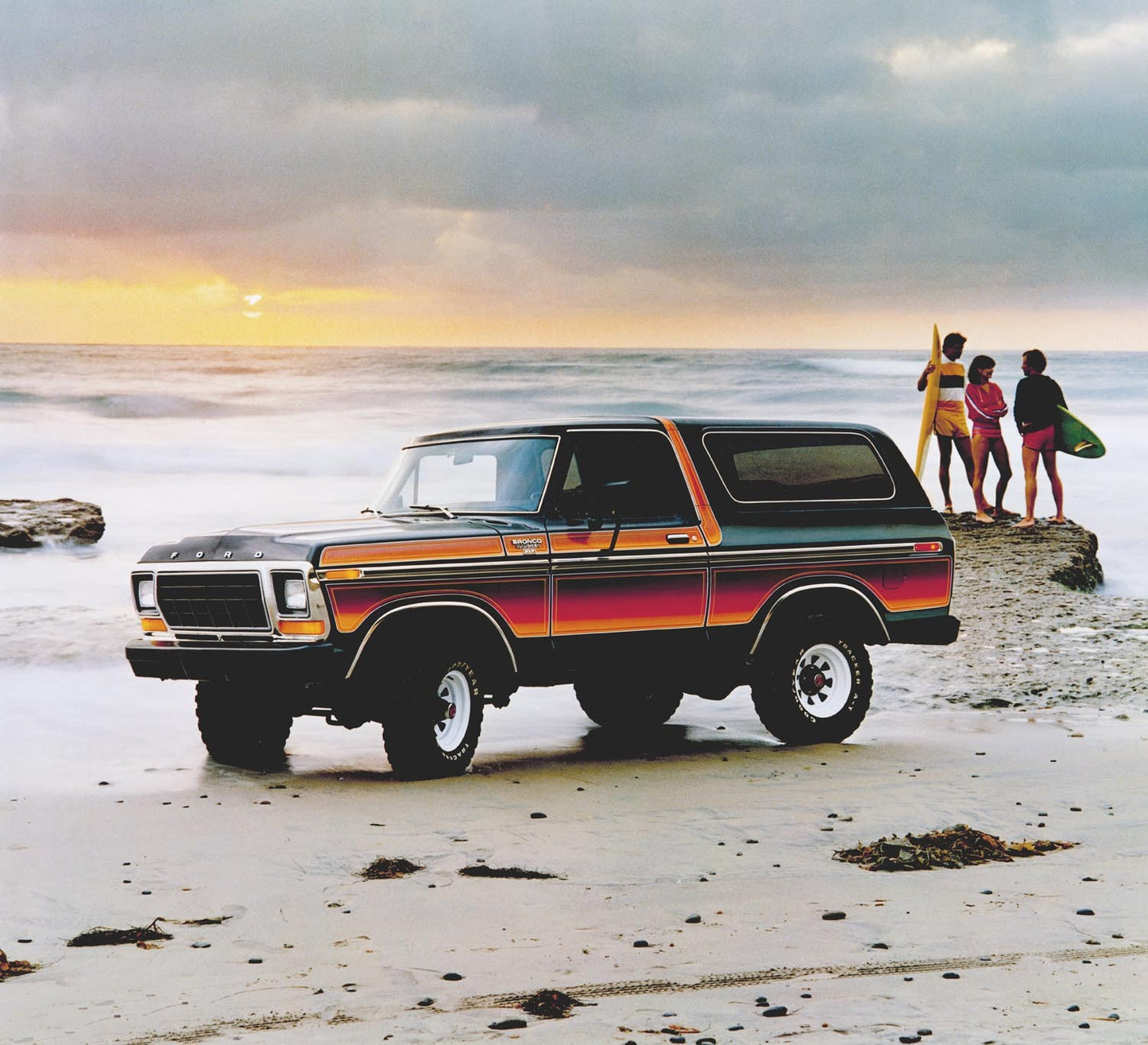 Ford Bronco  0404-5053