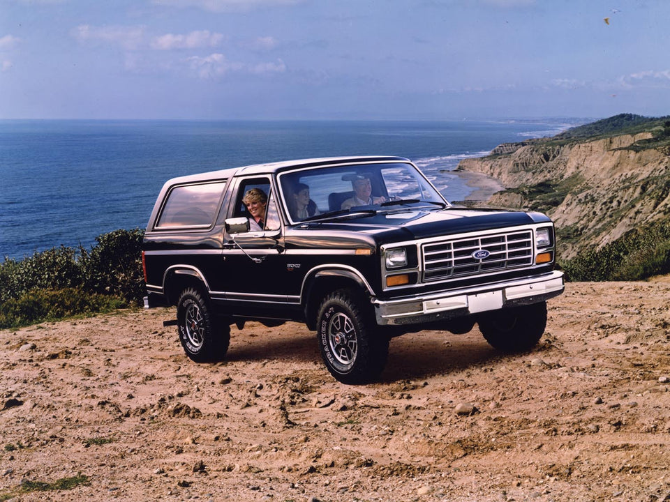 Ford Bronco  0404-5263