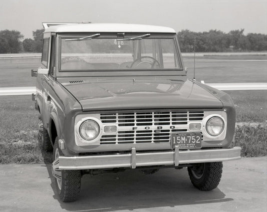 Ford Bronco 0404-5271