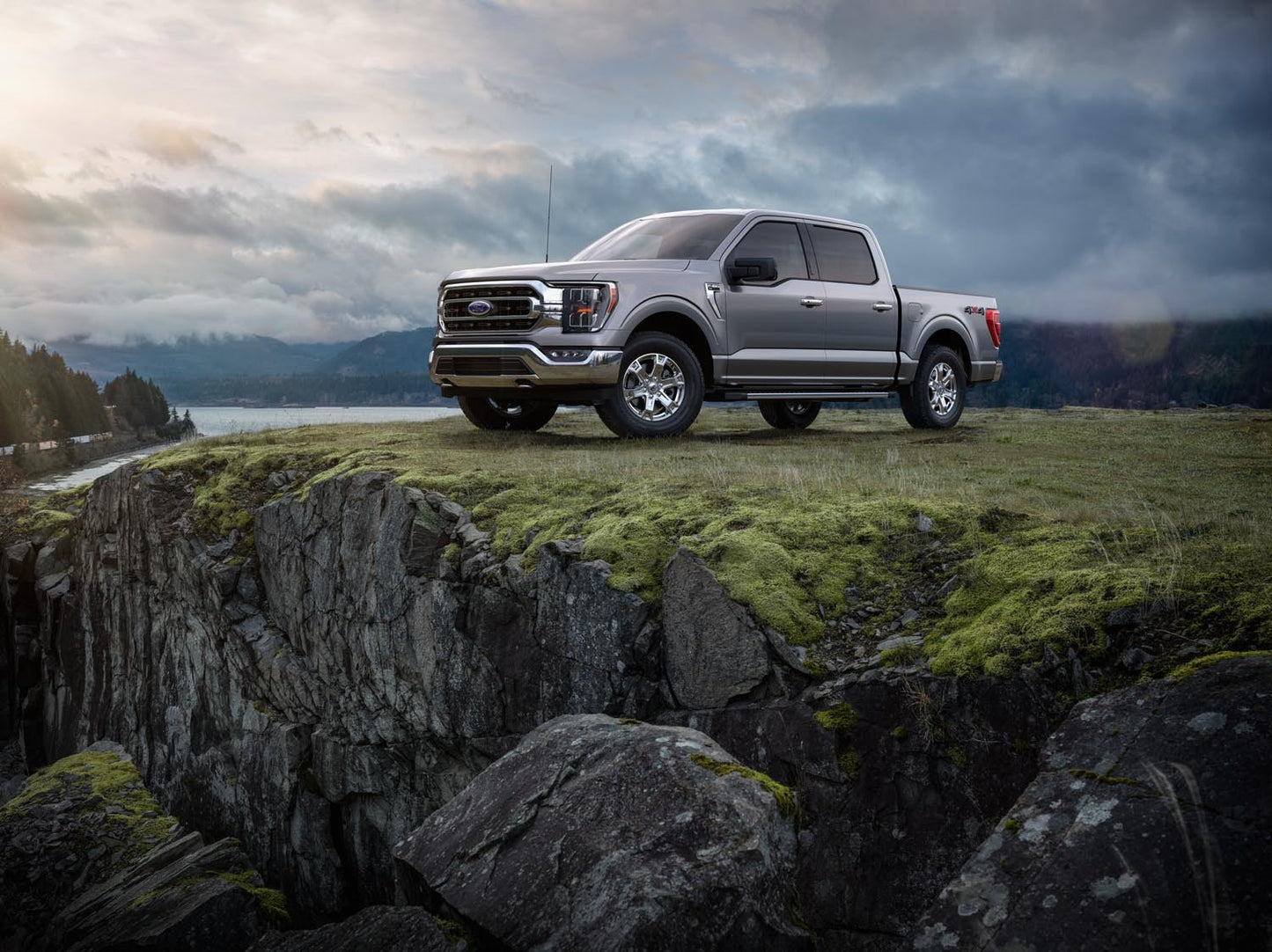2021 F-150  0404-5689