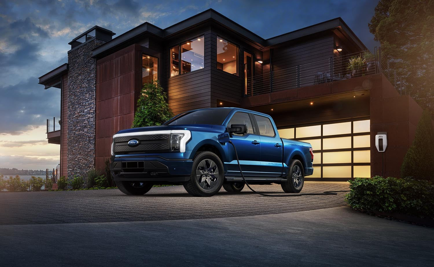 2022 Ford F-150 Lightning  0404-6988