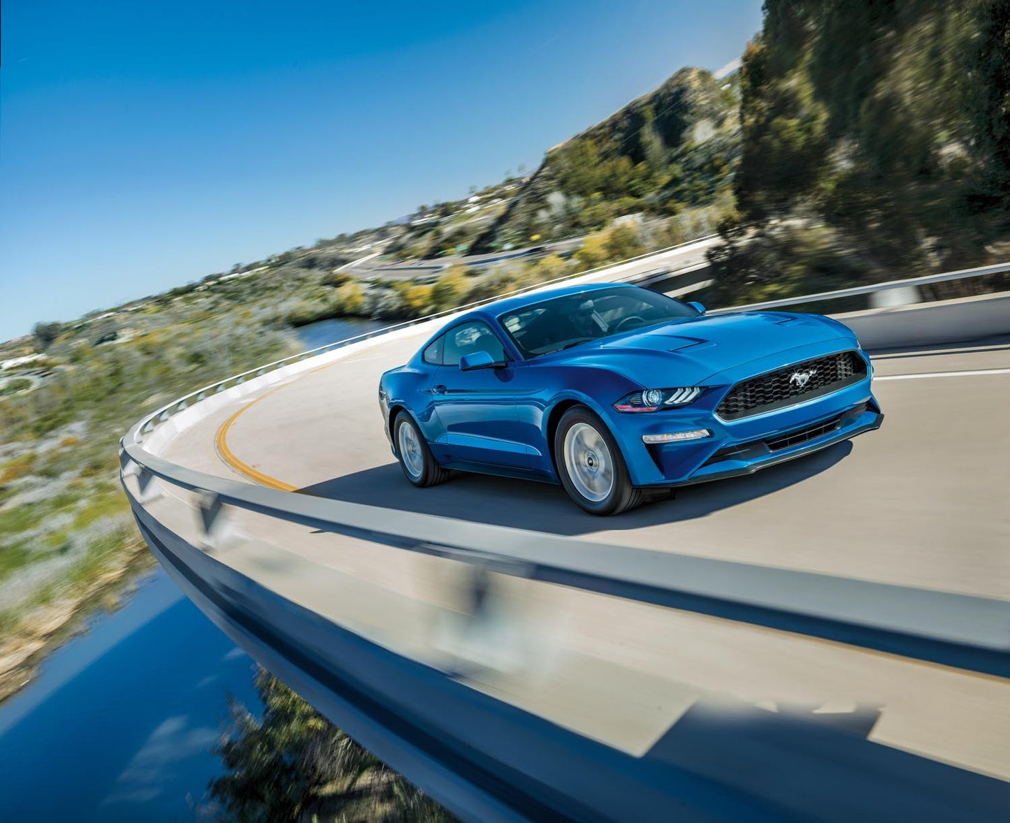 Mustang  0404-7038