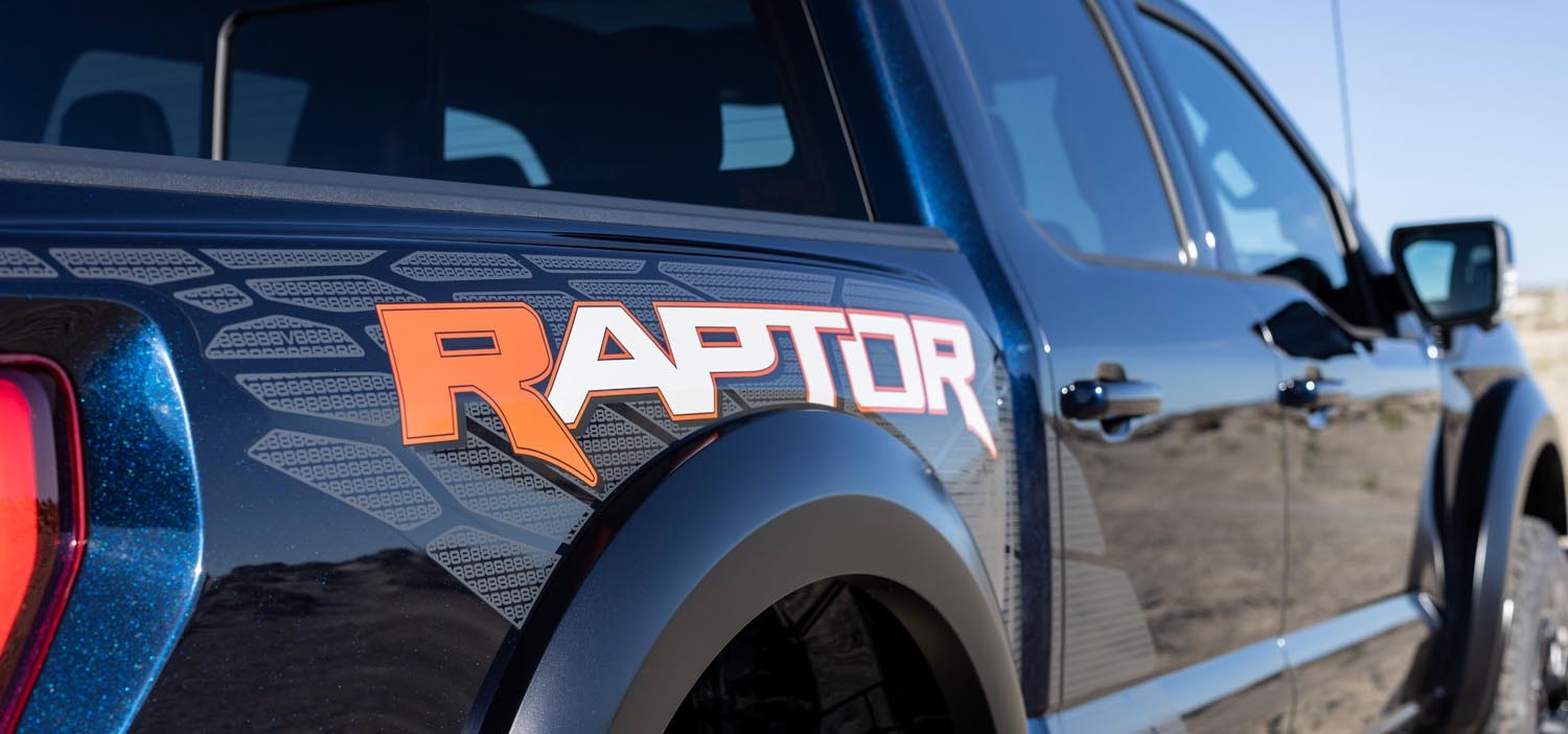 2023 F-150 Raptor R exterior Antimatter Blue  0404-7232