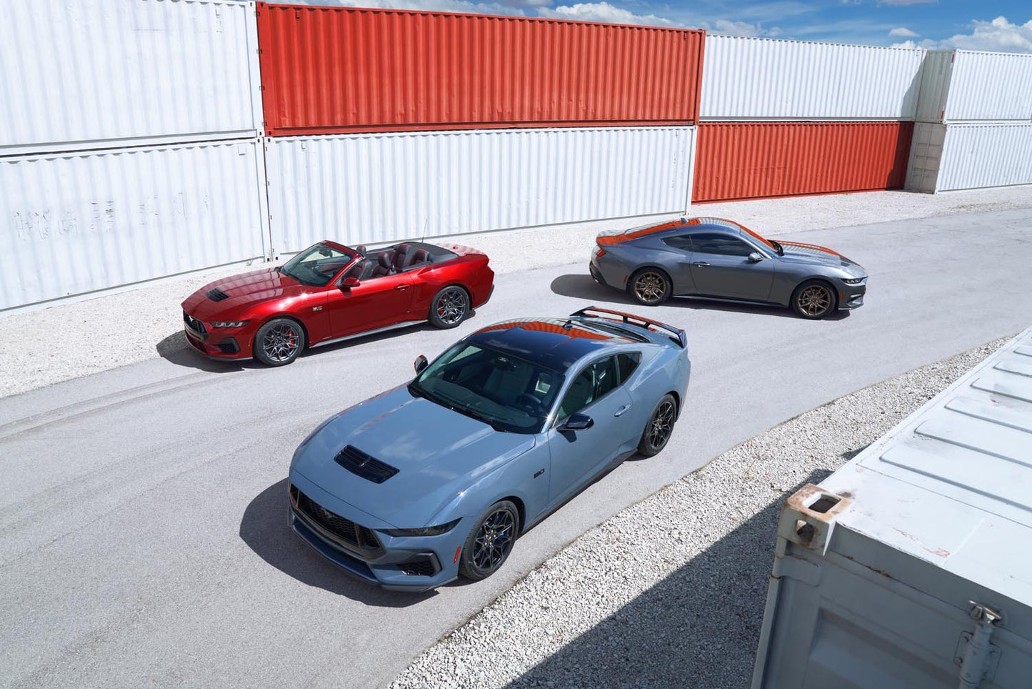 2024 Mustang Family  0404-7306