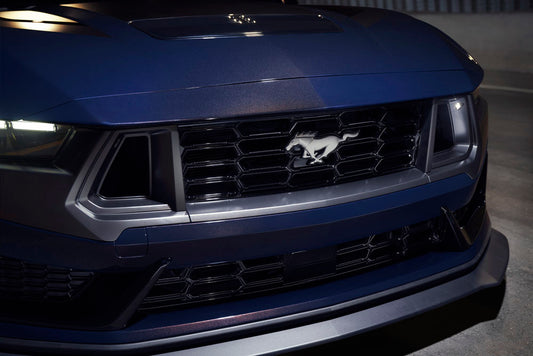 Mustang Dark Horse  0404-7332