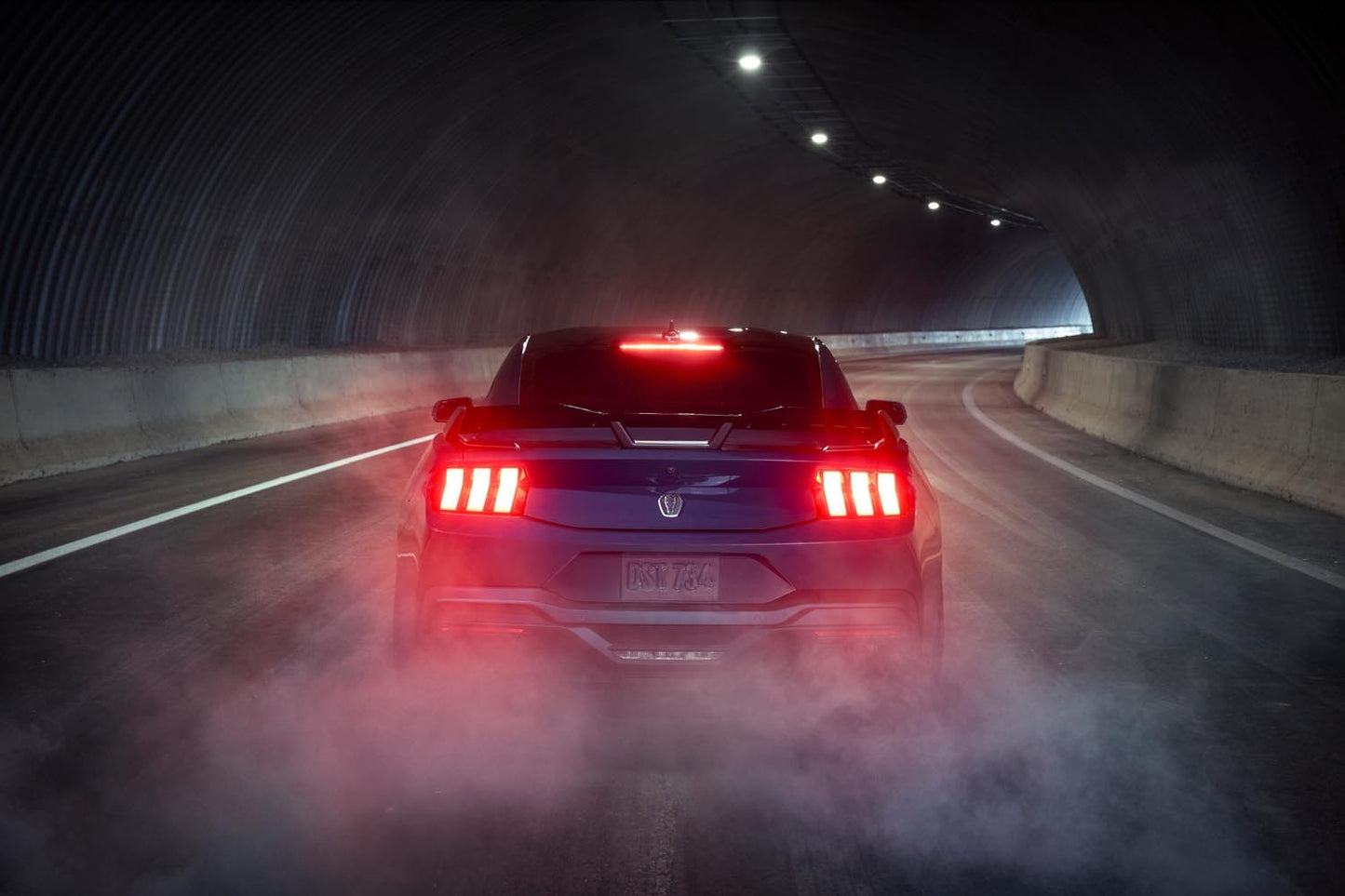 Mustang Dark Horse  0404-7336