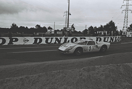 1966 Le Mans - Miles / Hulme (Ford Mk II) 0999-0027