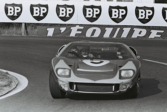 1966 Le Mans - Bucknum / Hutcherson (Ford Mk II) 0999-0054