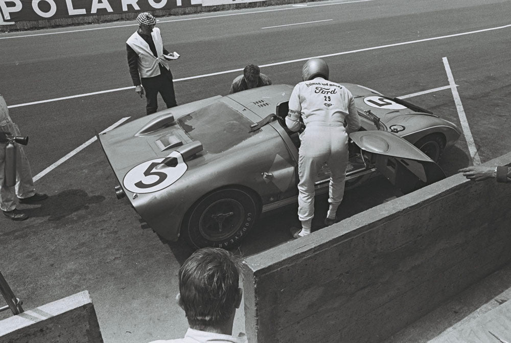 1966 Le Mans - Bucknum / Hutcherson (Ford Mk II) 0999-0128