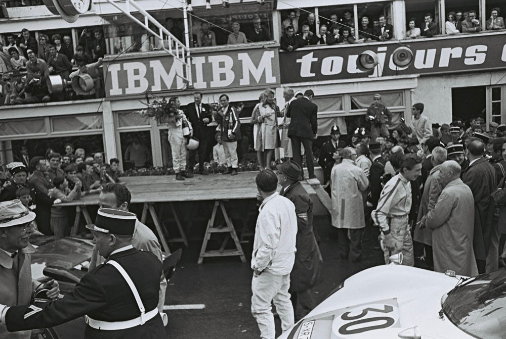 1966 Le Mans - Champions Photo  0999-0135