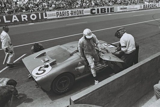 1966 Le Mans - Bucknum / Hutcherson (Ford Mk II) 0999-0164