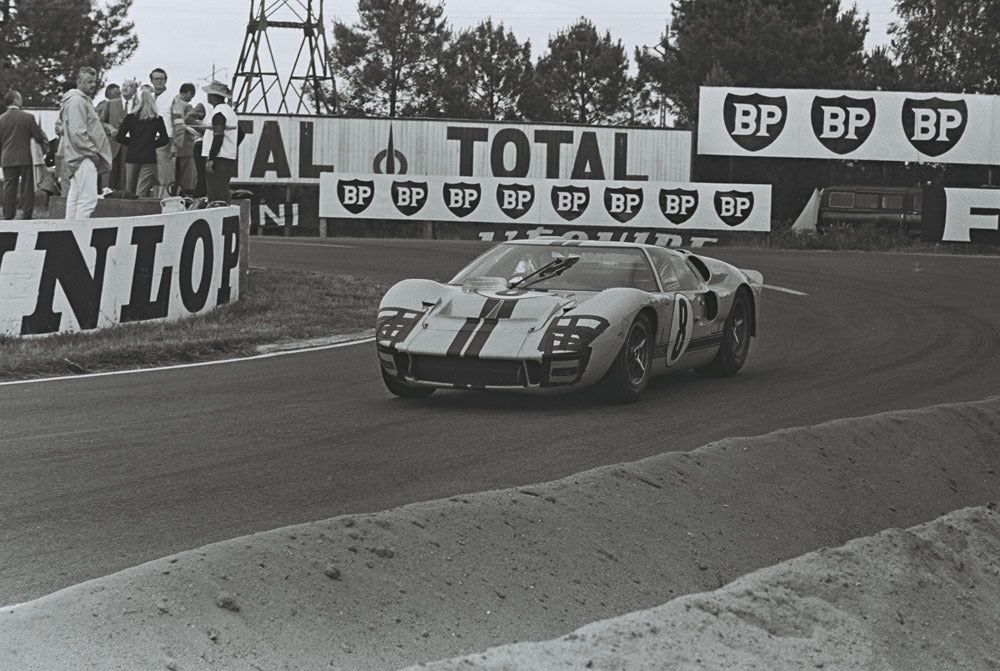 1966 Le Mans - Whitmore / Gardner / *Salmon (Ford Mk II) 0999-0236