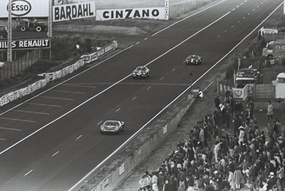 1966 Le Mans - Bucknum / Hutcherson (Ford Mk II) 0999-0270