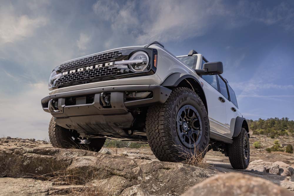2026 Ford Bronco Badlands 2026-0007