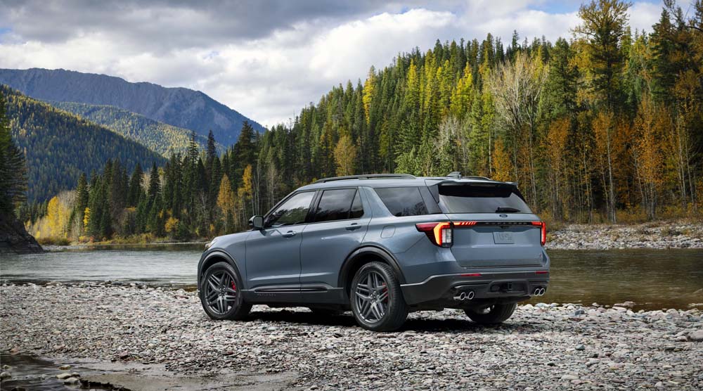 2027 Ford Explorer ST 2027-0016