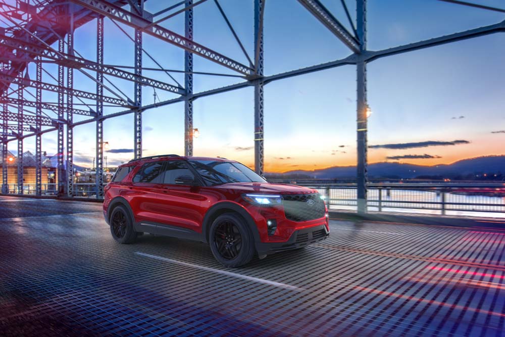 2027 Ford Explorer ST 2027-0018