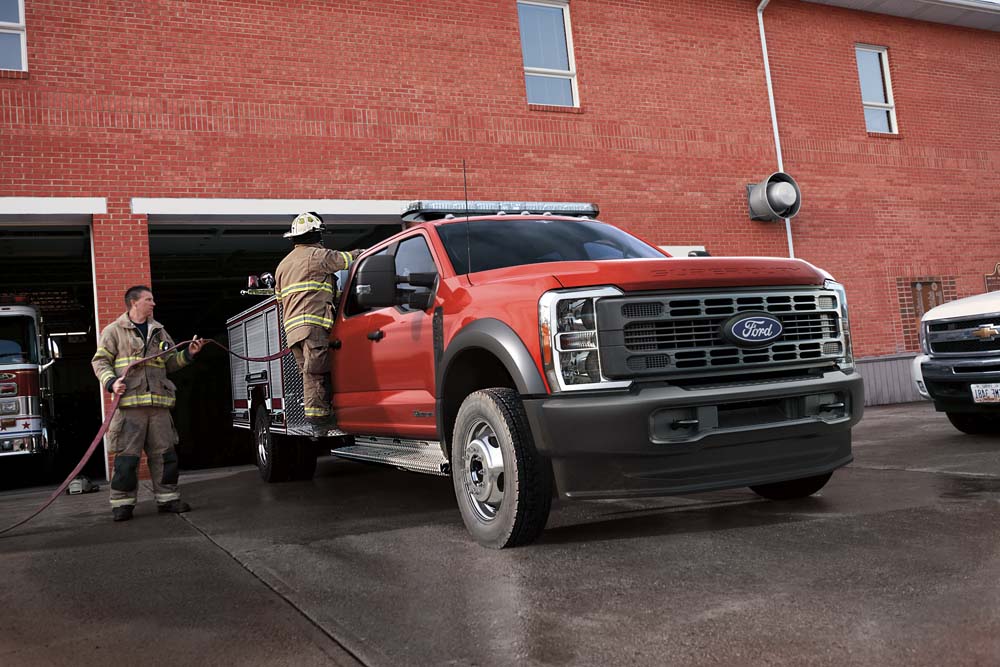 2027 Ford F-550 XL 2027-0042