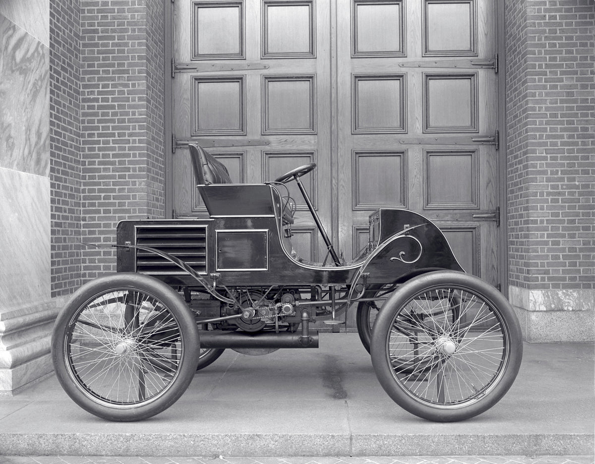 This archival image documents the 1901 Ford Runabout and is preserved in the Ford Heritage Vault as part of Ford Motor Company's historic photographic archive. Free for personal, non-commercial use. Ford Heritage Vault reference AR-2008-8.1.4.15.