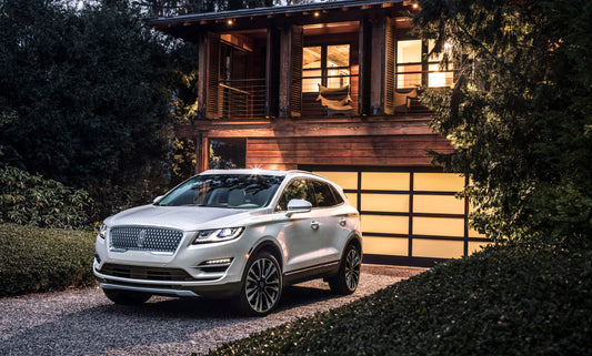2019 Lincoln MKC at scenic house HV 2019-0014