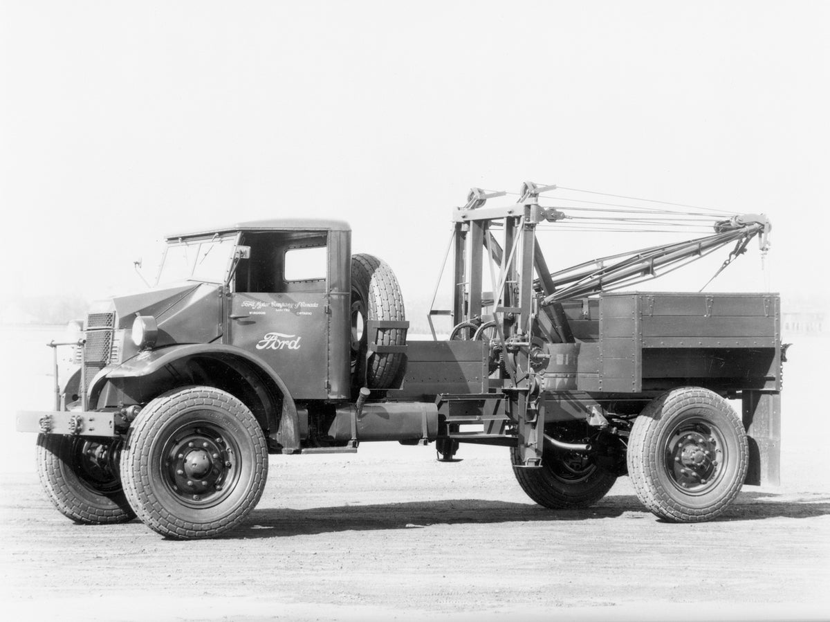 This archival image documents the 1946 Ford truck & crane from Ford Canada and is preserved in the Ford Heritage Vault as part of Ford Motor Company's historic photographic archive. Free for personal, non-commercial use. Ford Heritage Vault refere...