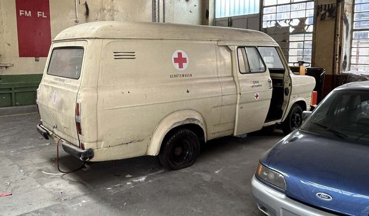 This archival image documents the 1971 Ford Transit Mk I Ambulance and is preserved in the Ford Heritage Vault as part of Ford Motor Company's historic photographic archive. Free for personal, non-commercial use. Ford Heritage Vault reference AR-2...