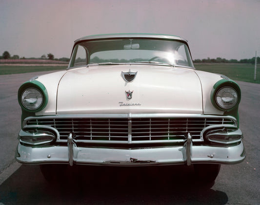 1956 Ford Fairlane Victoria two-door hardtop HV 1956-0016