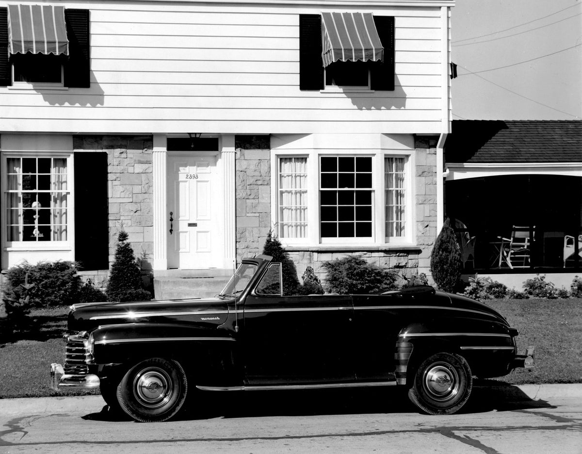 This archival image documents the 1946 Monarch Convertible side view in front of house with top down AR-2007-5 and is preserved in the Ford Heritage Vault as part of Ford Motor Company's historic photographic archive. Free for personal, non-commer...