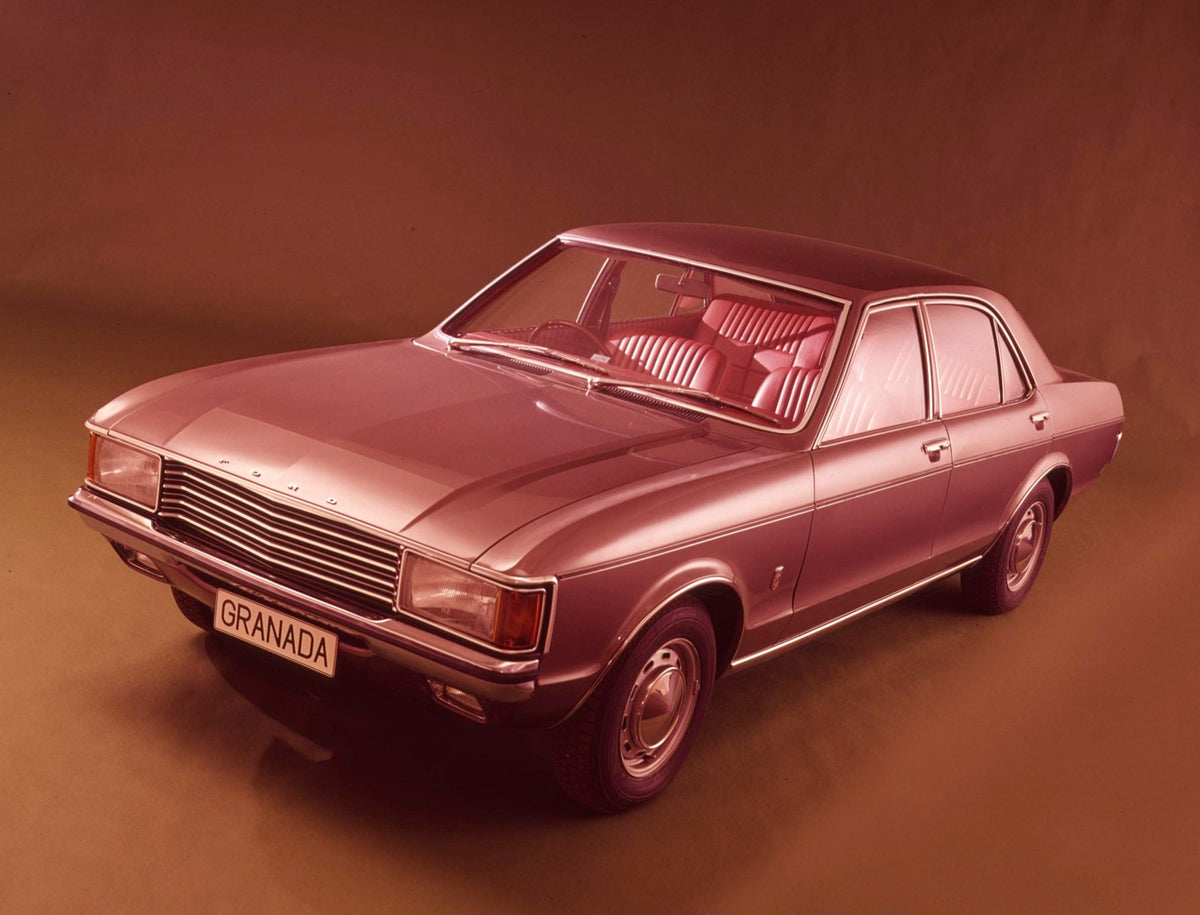 This archival image documents the 1972 Ford Granada Mark I in studio and is preserved in the Ford Heritage Vault as part of Ford Motor Company's historic photographic archive. Free for personal, non-commercial use. Ford Heritage Vault reference AR...