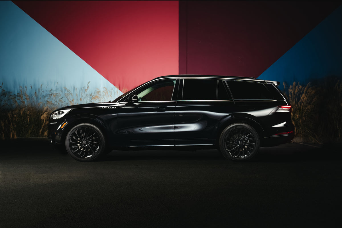 This archival image documents the 2022 Lincoln Aviator Jet Package side view with scenic background and is preserved in the Ford Heritage Vault as part of Ford Motor Company's historic photographic archive. Free for personal, non-commercial use. F...