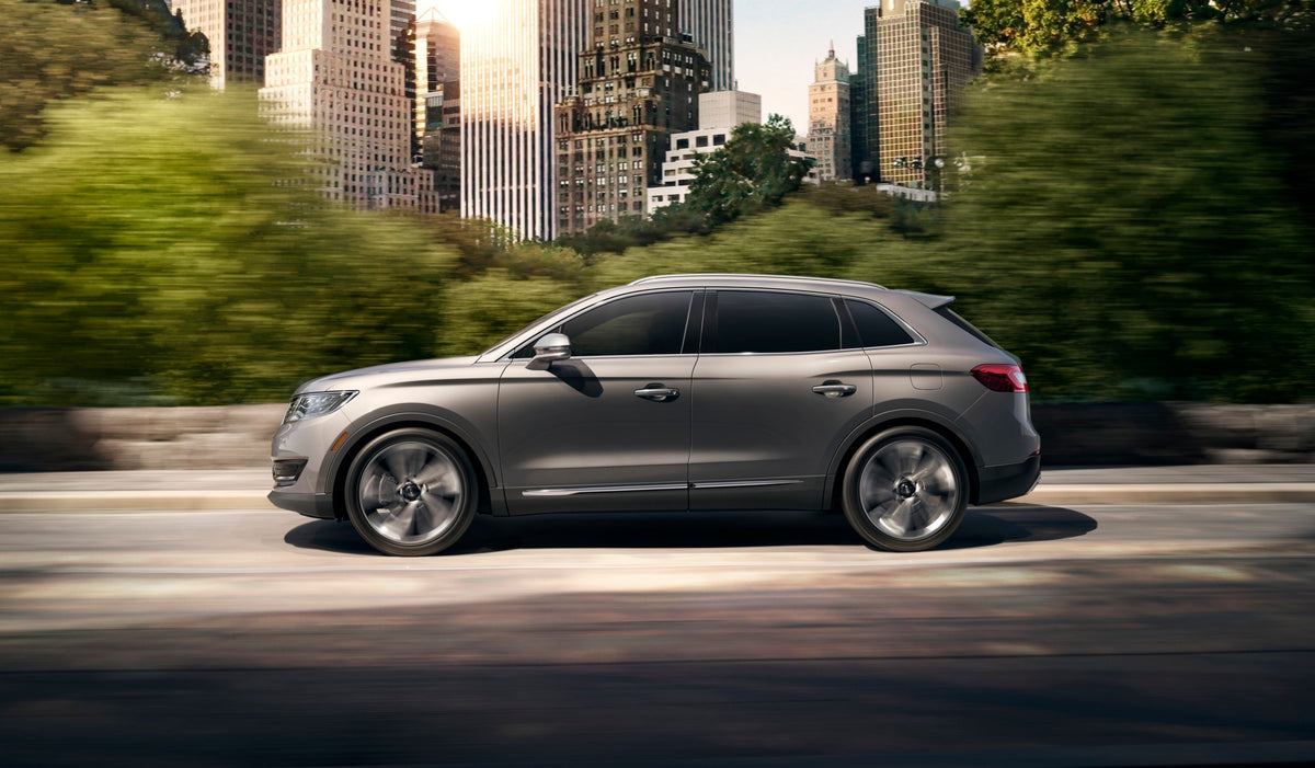 This archival image documents the 2017 Lincoln MKX action shot on city street MS000106 and is preserved in the Ford Heritage Vault as part of Ford Motor Company's historic photographic archive. Free for personal, non-commercial use. Ford Heritage ...